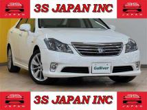 2011 Toyota Crown Hybrid
