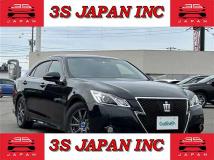 2014 Toyota Crown