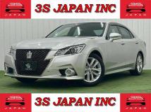 2013 Toyota Crown