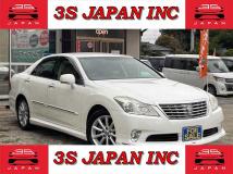 2012 Toyota Crown
