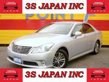 2012 Toyota Crown