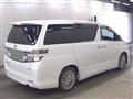 2014 Toyota Vellfire