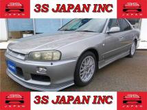 2000 Nissan Skyline