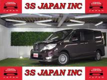 2015 Nissan Serena