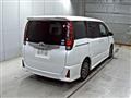 2015 Toyota Noah