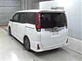 2015 Toyota Noah