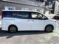 2016 Toyota Noah
