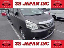 2012 Toyota Noah