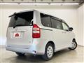 2010 Toyota Noah