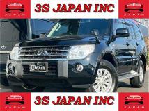 2010 Mitsubishi Pajero
