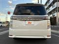 2017 Nissan Elgrand