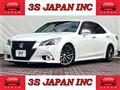 2013 Toyota Crown