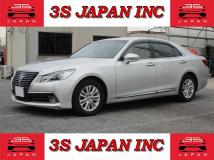 2013 Toyota Crown