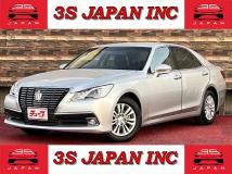 2013 Toyota Crown