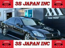 2010 Toyota Crown