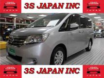 2012 Nissan Serena