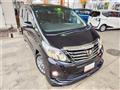 2013 Toyota Alphard