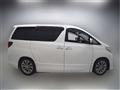 2011 Toyota Alphard