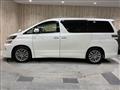 2012 Toyota Vellfire
