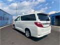 2012 Toyota Alphard