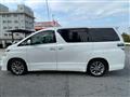 2011 Toyota Vellfire