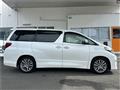 2013 Toyota Alphard