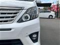 2013 Toyota Alphard