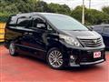 2013 Toyota Alphard