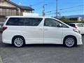 2012 Toyota Alphard