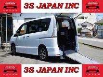 2015 Nissan Serena