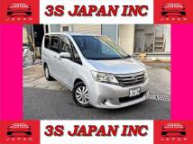 2013 Nissan Serena