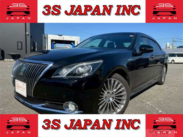 2014 Toyota Crown Majesta