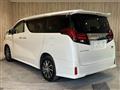 2015 Toyota Alphard Hybrid