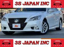2013 Toyota Crown