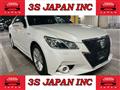 2014 Toyota Crown Hybrid