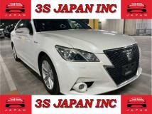 2014 Toyota Crown Hybrid