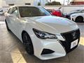 2018 Toyota Crown Hybrid