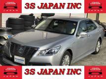 2013 Toyota Crown