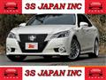 2013 Toyota Crown Hybrid