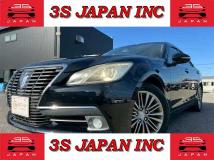 2013 Toyota Crown