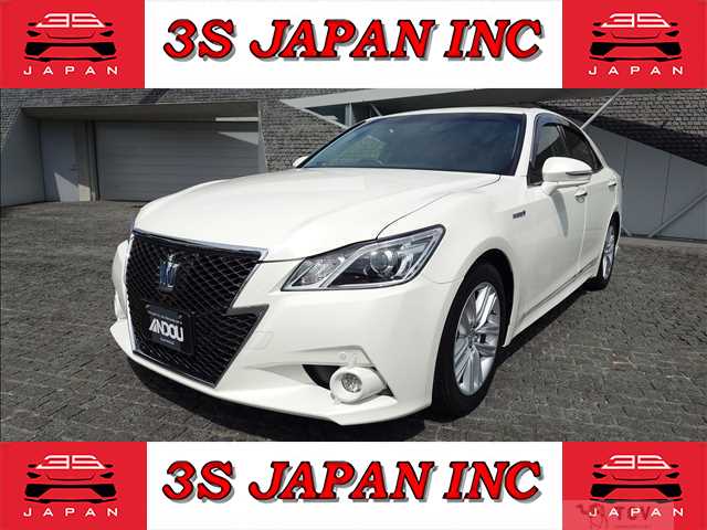 2015 Toyota Crown