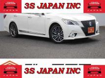 2013 Toyota Crown
