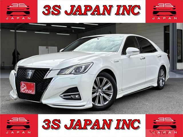 2016 Toyota Crown Hybrid