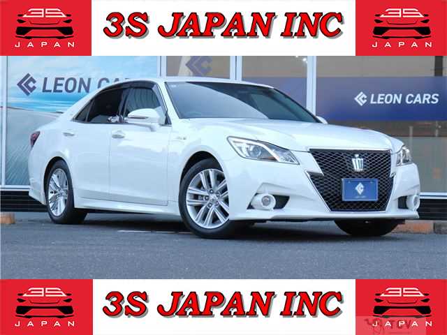 2014 Toyota Crown