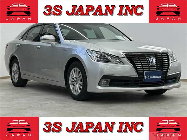 2013 Toyota Crown