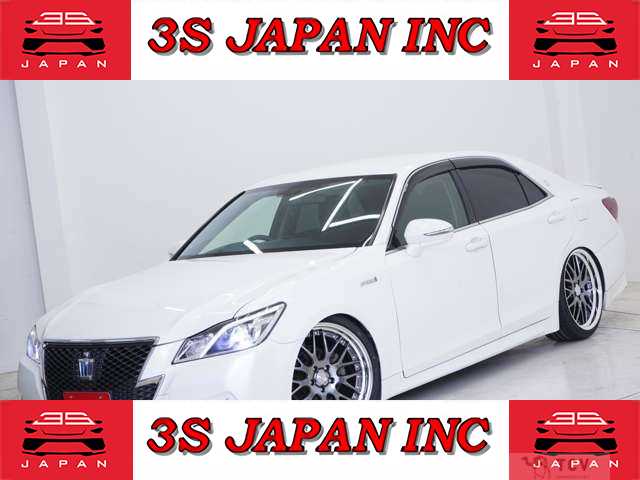 2013 Toyota Crown