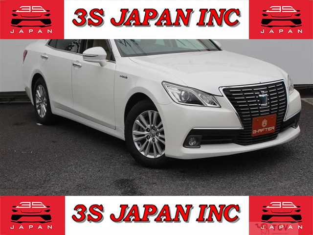 2013 Toyota Crown