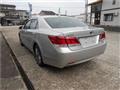 2014 Toyota Crown Hybrid