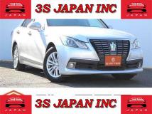 2013 Toyota Crown