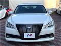 2013 Toyota Crown Hybrid